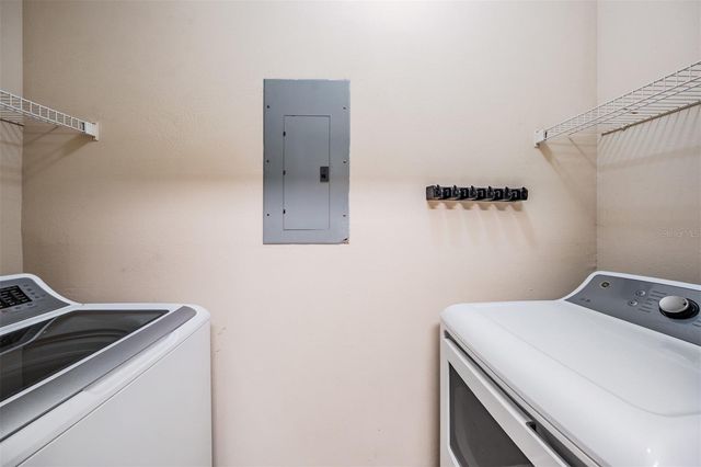 18107 VILLA CREEK DRIVE 18107, Tampa, FL 33647