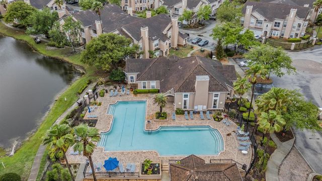 18107 VILLA CREEK DRIVE 18107, Tampa, FL 33647