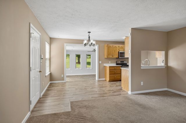 537 Winning Dr, Columbia, TN 38401