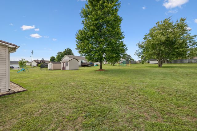 537 Winning Dr, Columbia, TN 38401