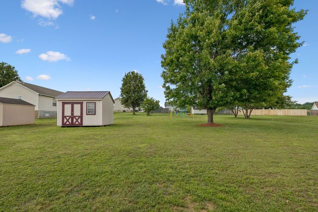 537 Winning Dr, Columbia, TN 38401