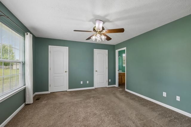 537 Winning Dr, Columbia, TN 38401