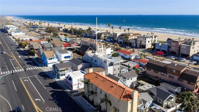 17081 5th Street, Sunset Beach, CA 90742