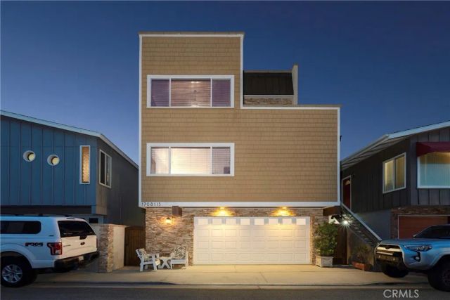 17081 5th Street, Sunset Beach, CA 90742