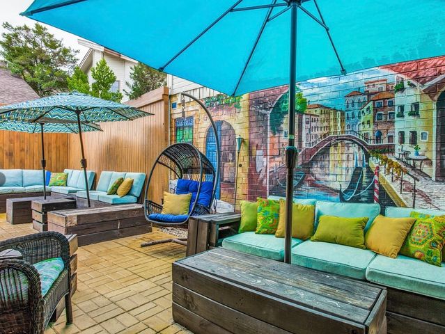 3228 San Jacinto Street, Dallas, TX 75204