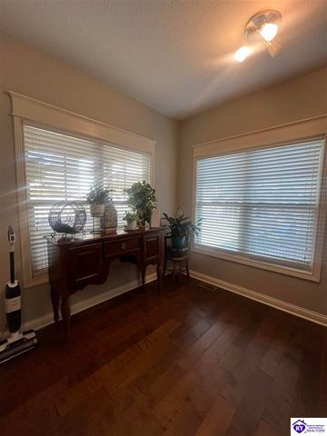 507 Covington Ridge Road, Elizabethtown, KY 42701