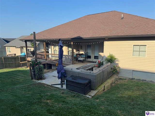 507 Covington Ridge Road, Elizabethtown, KY 42701