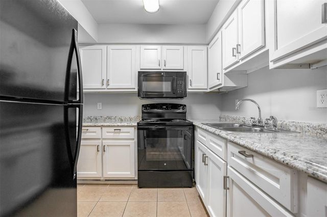 7612 NACIDO COURT, Tampa, FL 33615
