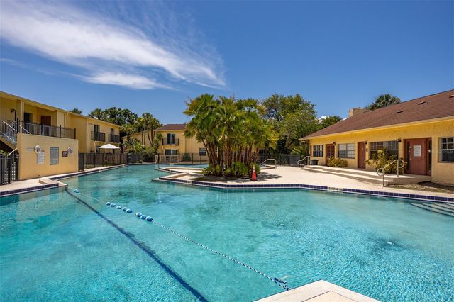7612 NACIDO COURT, Tampa, FL 33615