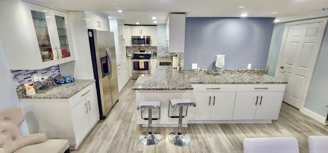 5600 N Flagler 707, West Palm Beach, FL 33407