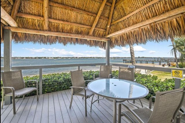 5600 N Flagler 707, West Palm Beach, FL 33407