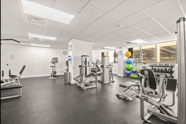 5600 N Flagler 707, West Palm Beach, FL 33407