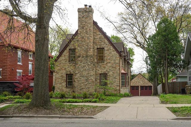 1913 Regent Street, Madison, WI 53726