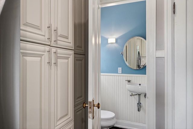 1913 Regent Street, Madison, WI 53726