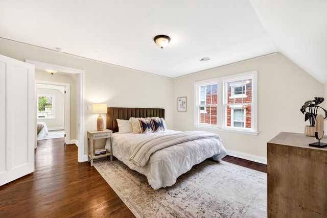 1913 Regent Street, Madison, WI 53726