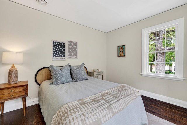 1913 Regent Street, Madison, WI 53726