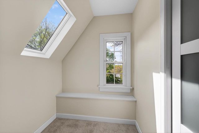 1913 Regent Street, Madison, WI 53726