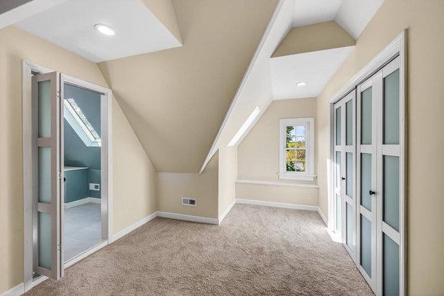 1913 Regent Street, Madison, WI 53726