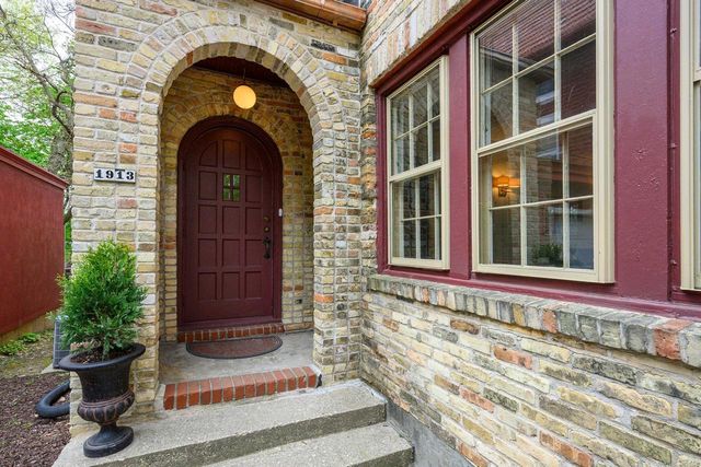 1913 Regent Street, Madison, WI 53726