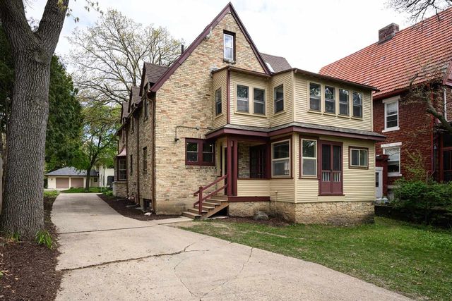 1913 Regent Street, Madison, WI 53726