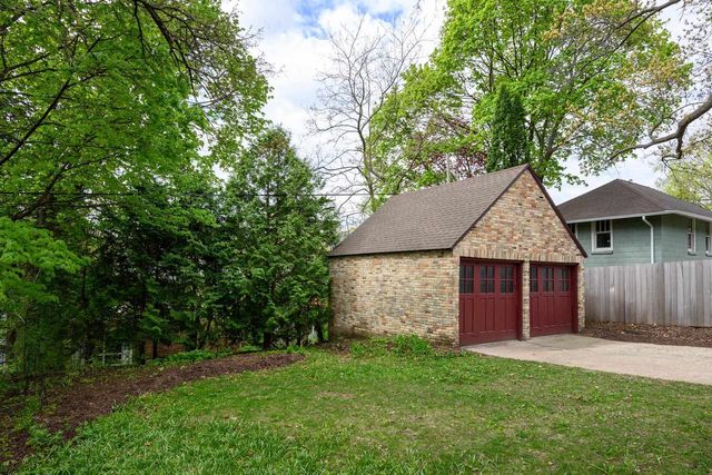 1913 Regent Street, Madison, WI 53726