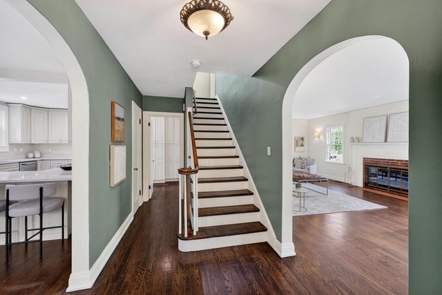 1913 Regent Street, Madison, WI 53726