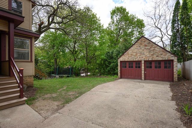 1913 Regent Street, Madison, WI 53726