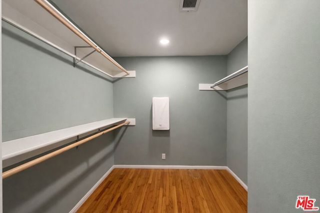 3012 Knoxville Avenue, Long Beach, CA 90808