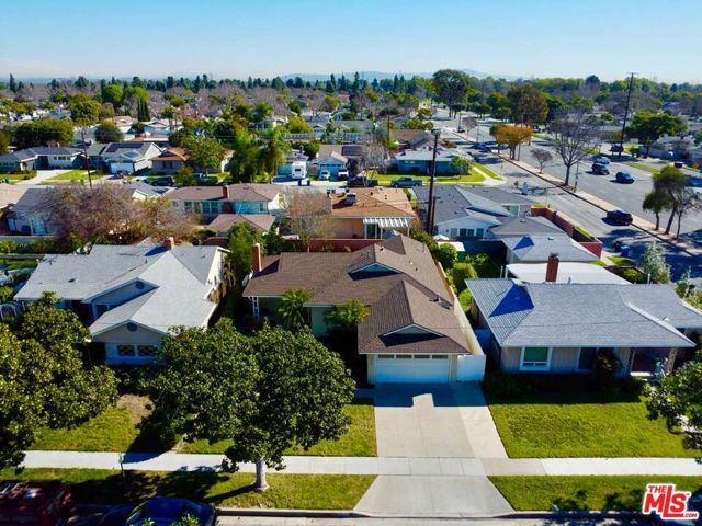 3012 Knoxville Avenue, Long Beach, CA 90808