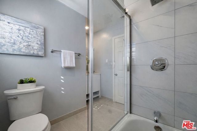 3012 Knoxville Avenue, Long Beach, CA 90808