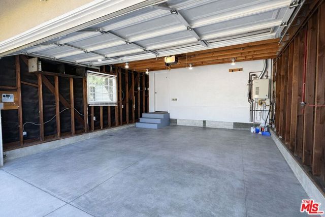 3012 Knoxville Avenue, Long Beach, CA 90808