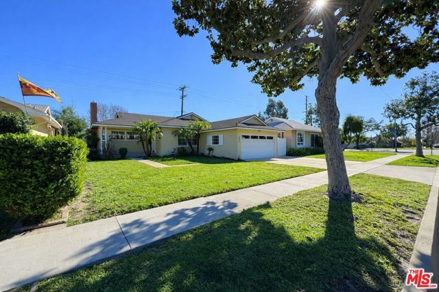 3012 Knoxville Avenue, Long Beach, CA 90808
