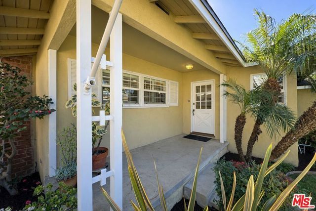 3012 Knoxville Avenue, Long Beach, CA 90808