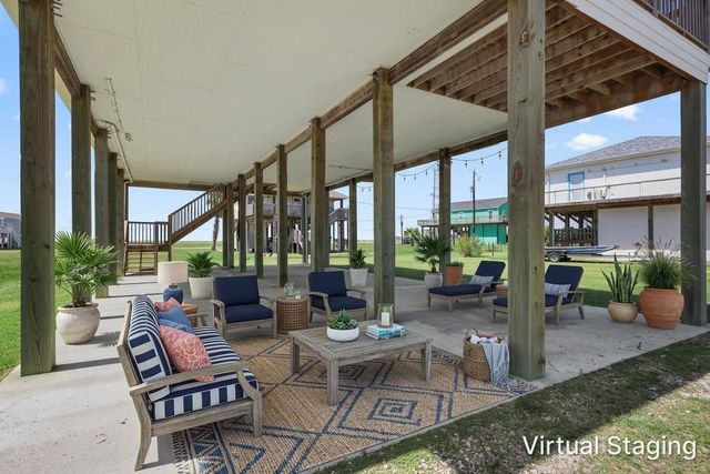 13031 Coronado Dr, Freeport, TX 77541
