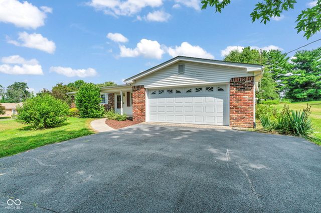 3507 S County Road 200 W, Greencastle, IN 46135