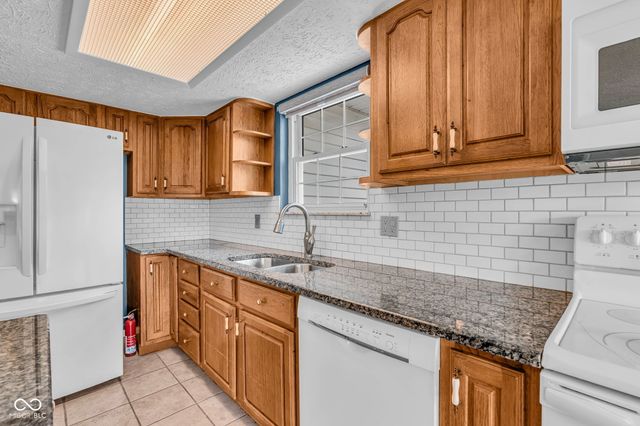 3507 S County Road 200 W, Greencastle, IN 46135