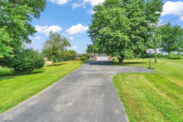 3507 S County Road 200 W, Greencastle, IN 46135