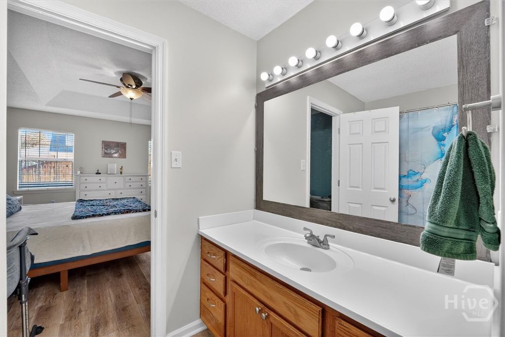 Image 18 of property listing at 126 Teal Lake Drive, Richmond Hill, GA 31324