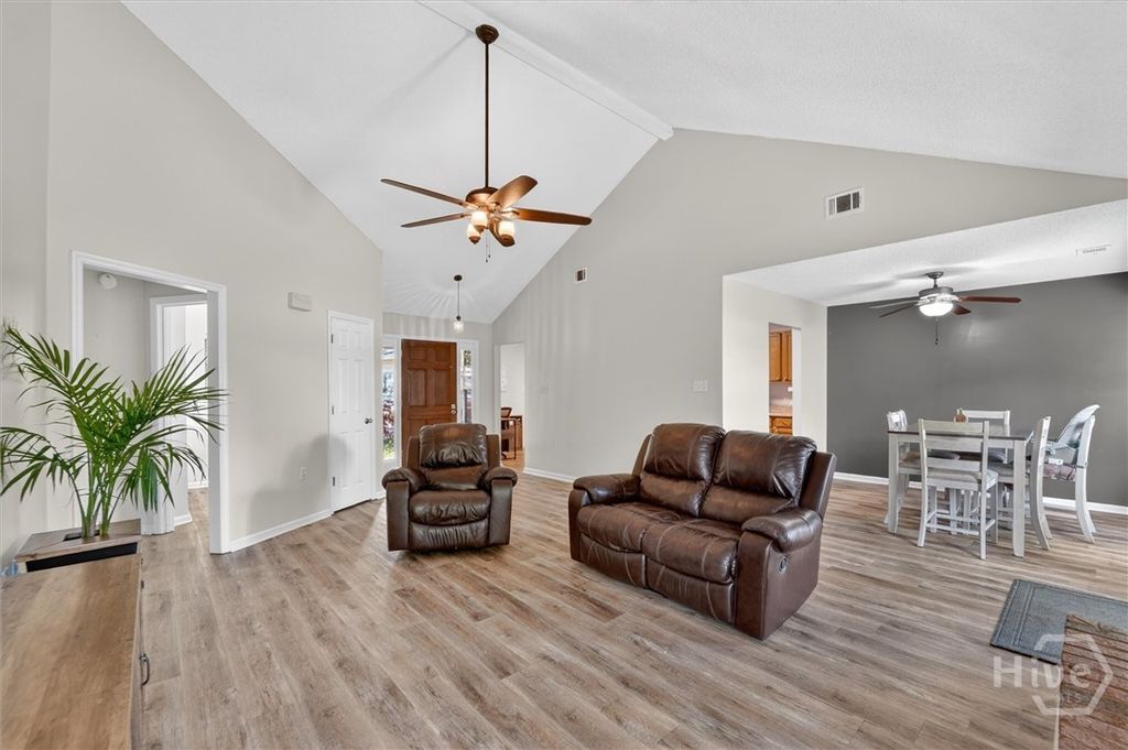 Image 6 of property listing at 126 Teal Lake Drive, Richmond Hill, GA 31324