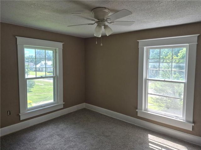 509 S Shaw Street, Richmond, MO 64085
