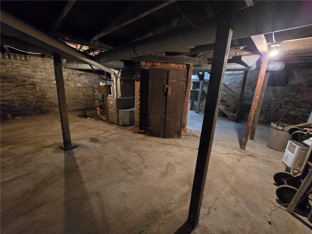 509 S Shaw Street, Richmond, MO 64085