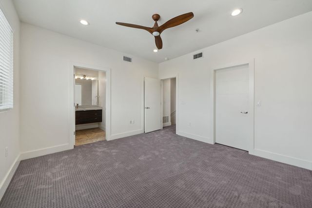 604 N Bluff DR 214, Austin, TX 78745
