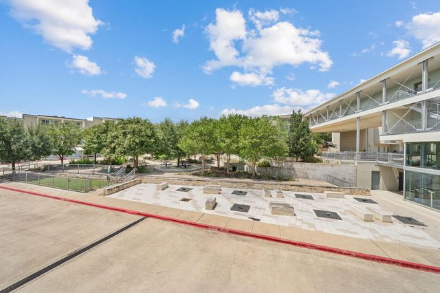 604 N Bluff DR 214, Austin, TX 78745