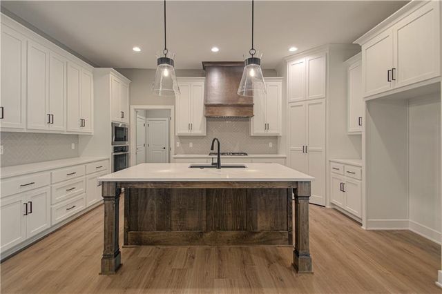 16830 NW 124 Street, Platte City, MO 64079
