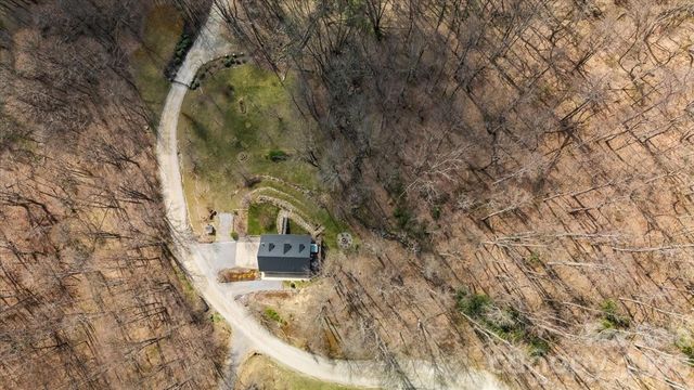 1045 Upward Way, Waynesville, NC 28785