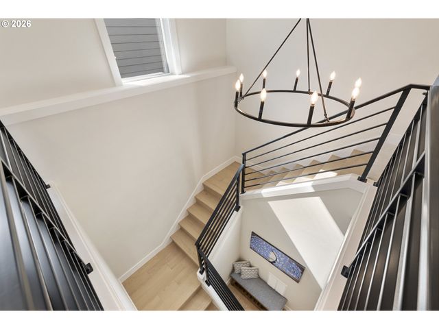 15673 Nw GOODERHAM St, Portland, OR 97229
