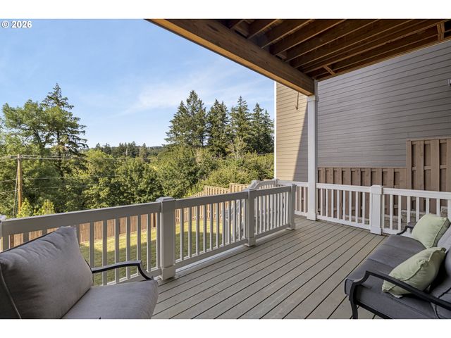 15673 Nw GOODERHAM St, Portland, OR 97229
