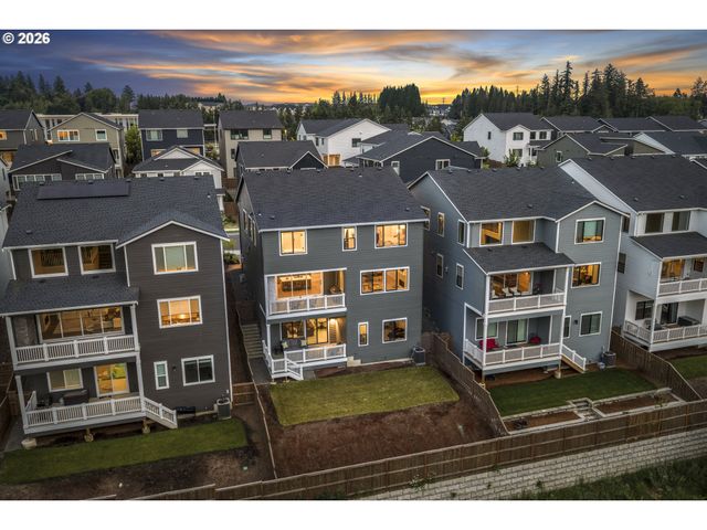 15673 Nw GOODERHAM St, Portland, OR 97229
