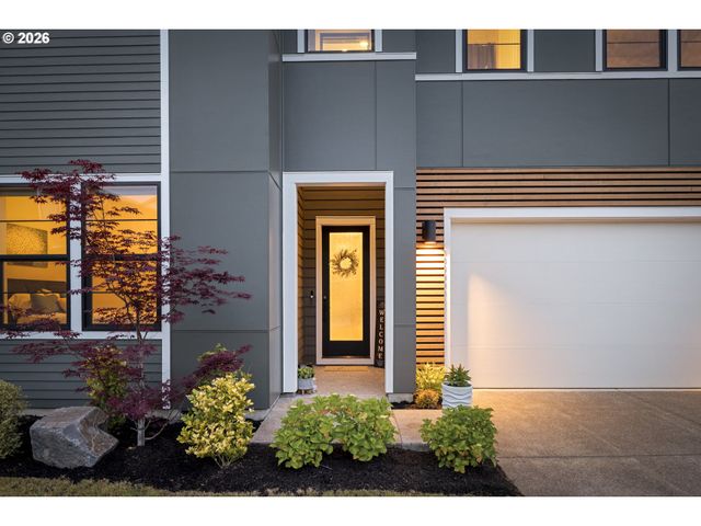 15673 Nw GOODERHAM St, Portland, OR 97229