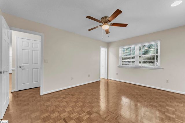 925 Cleveland Street # 240, Greenville, SC 29601